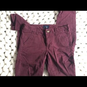 American Eagle maroon burgundy skinny pants